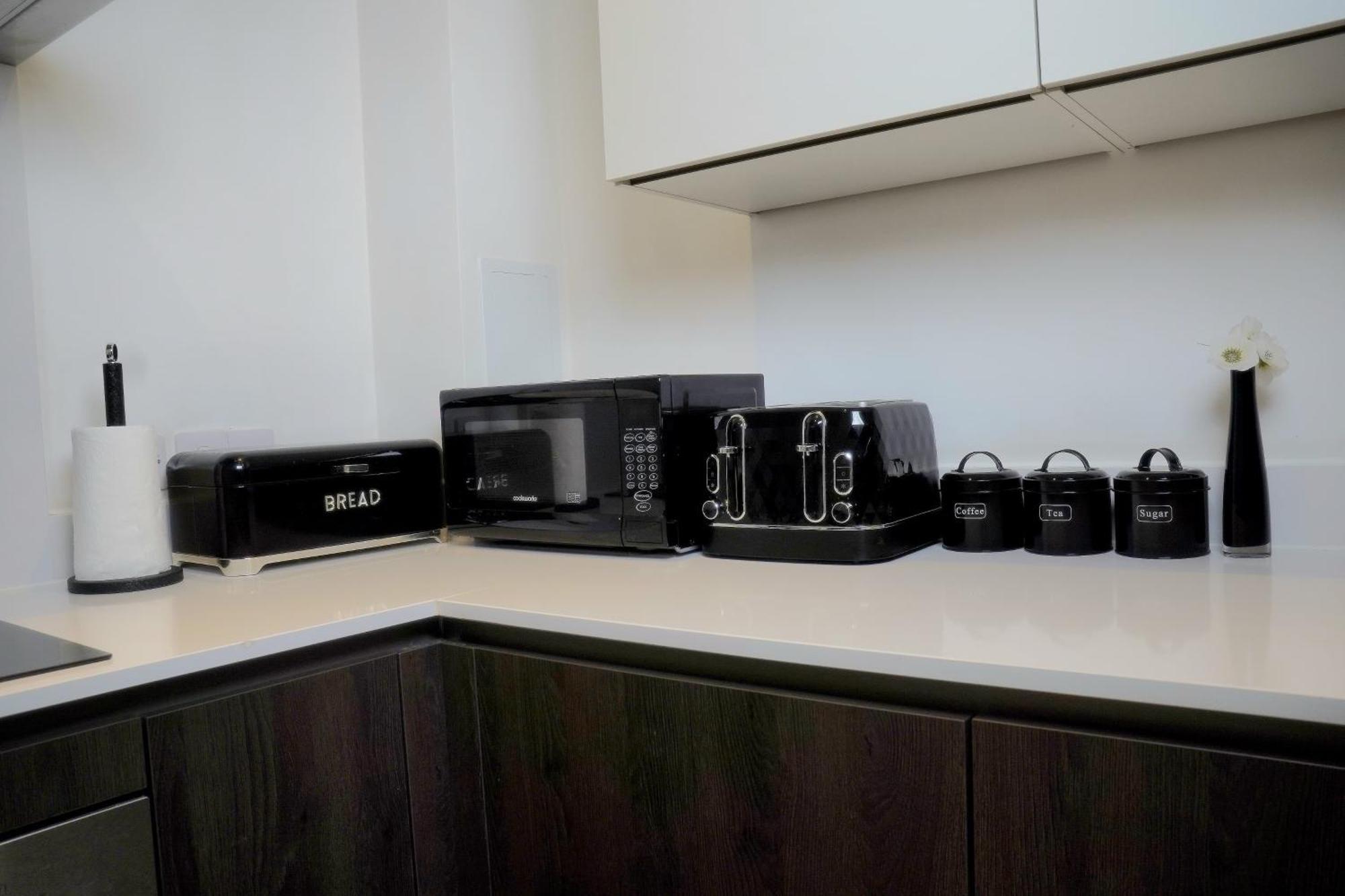 Manchester City Centre Apt With Balcony & Free Parking - Including Free 1-Hour Early Check-In For Bookings In June, Justeat Voucher For 2-Night Stays Minimum! Ngoại thất bức ảnh